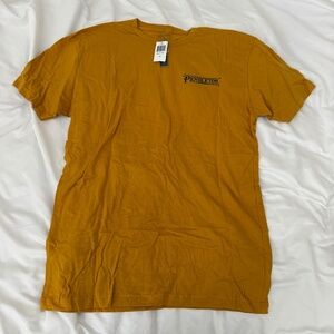 pendleton tshirt  size medium   details: -NWT -short sleeve shirt